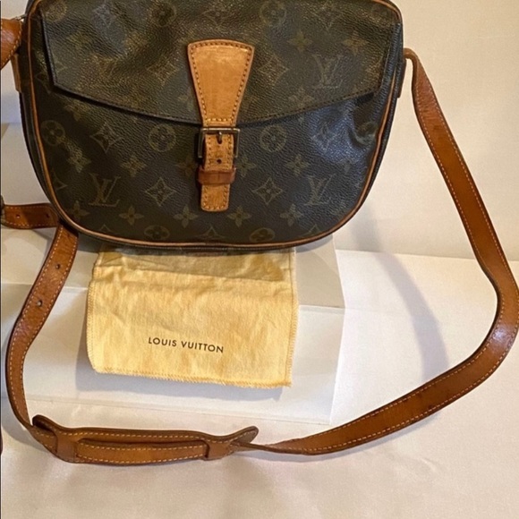 Authentic LV Jeune Fille MM Monogram - Picture 2 of 14
